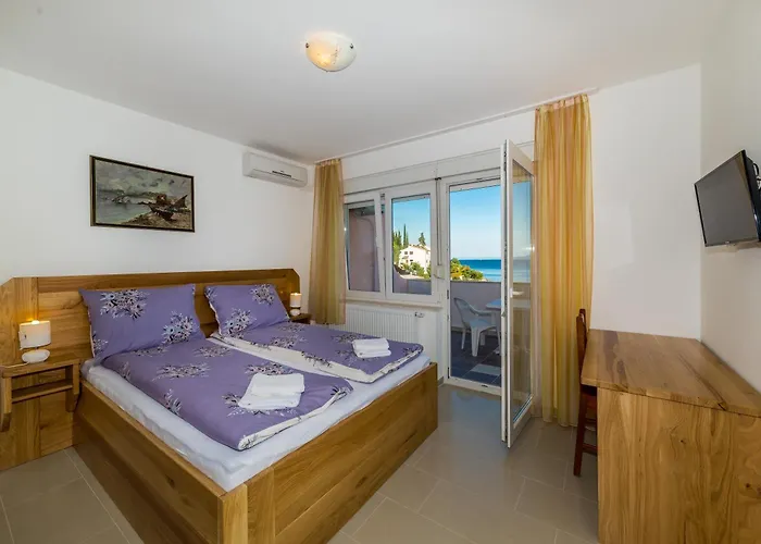 Casa de Férias Sirena In Okrug Gornji *